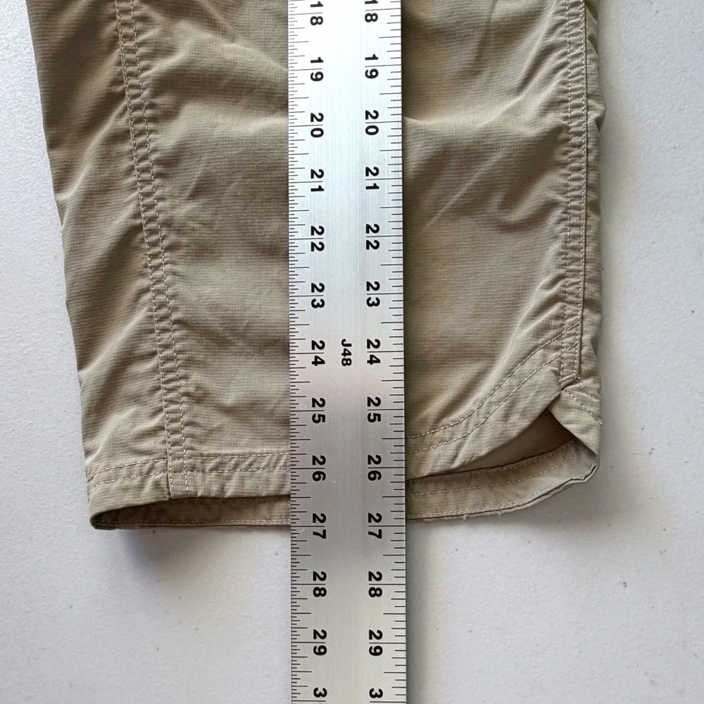 The North Face Womens Horizon Capri Hiking Pants Khaki Tan Nylon Size 10